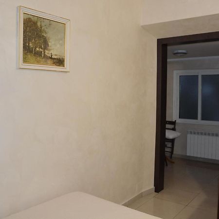 Hotel Roma Carina Extérieur photo