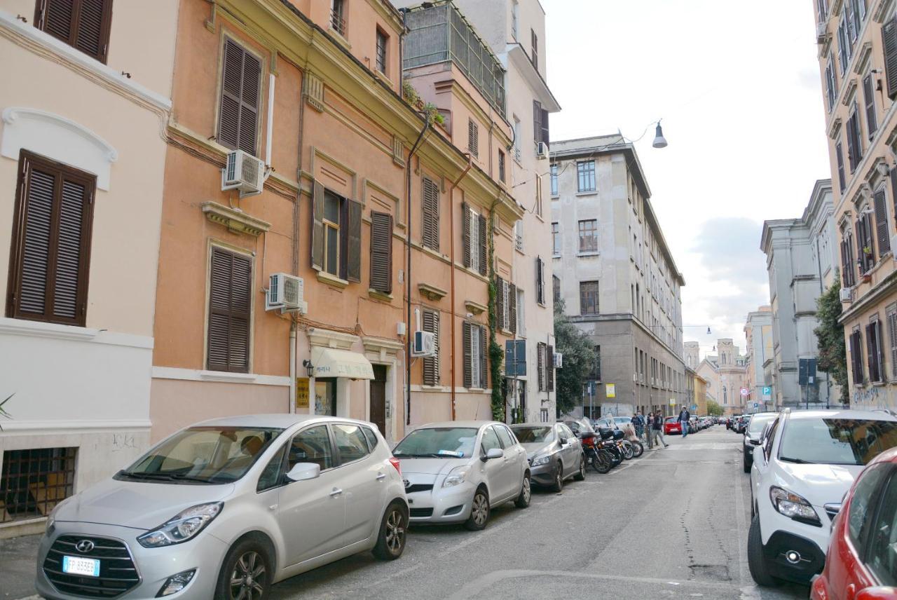 Hotel Roma Carina Extérieur photo