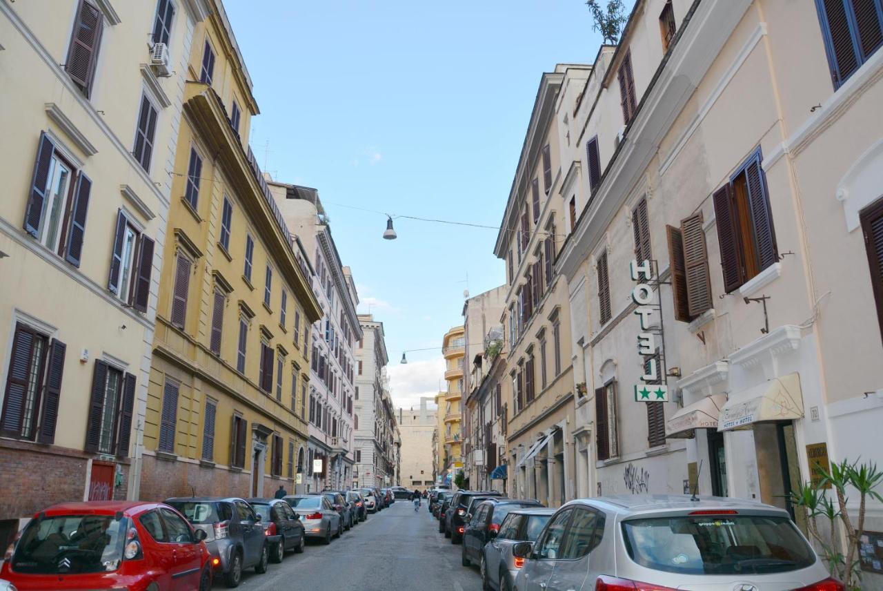 Hotel Roma Carina Extérieur photo